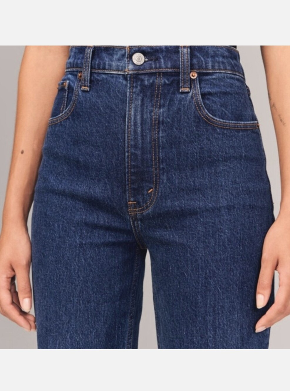 Abercrombie & Fitch The 90s Straight Ultra High Rise Jeans Womens Size 31/12L - Picture 2 of 10